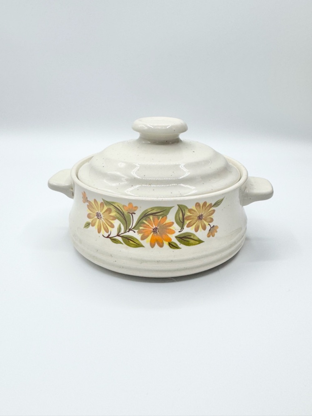 Vintage Capri Bake ‘N Store Stoneware Mini Casserole Dish Cream Daisy 1970s